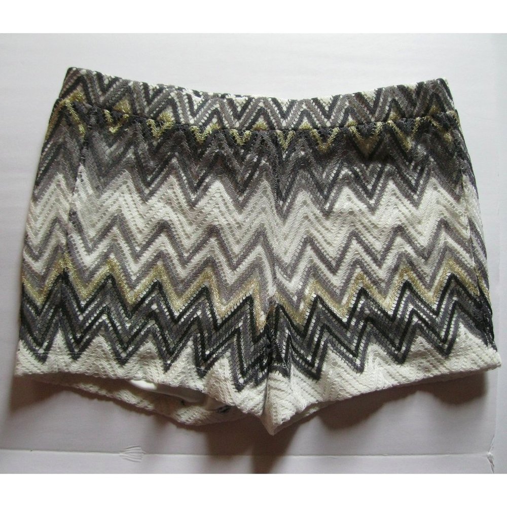 one5one Gold and White Zigzag Lace Shorts